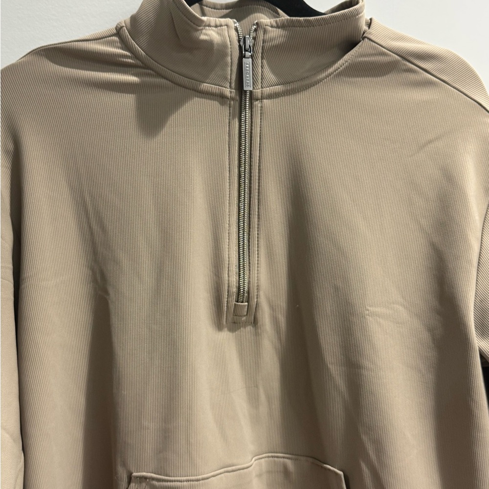 Skechers women’s  Beige Half-Zip Zip-Up pullover